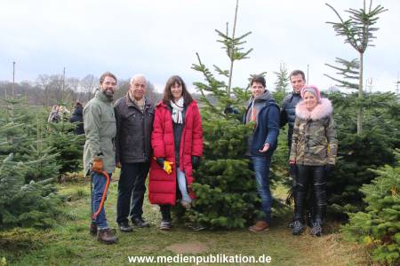 Glantz Promi Baumsaegen 11122016 164
