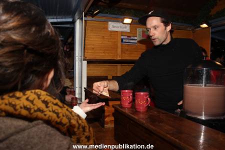 Weihnachtsmarkt Charity 02122015 031