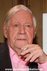 Maischberger 27042015 063