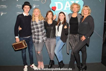 Fan Day 09102016 043