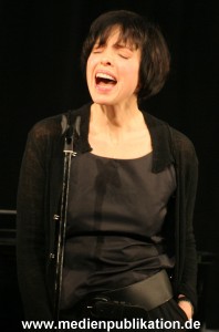 Helen Schneider 03012006 018