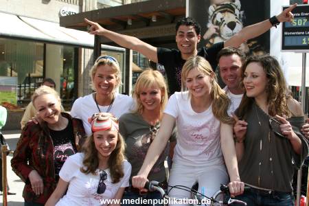 Love Helps 03052006 147