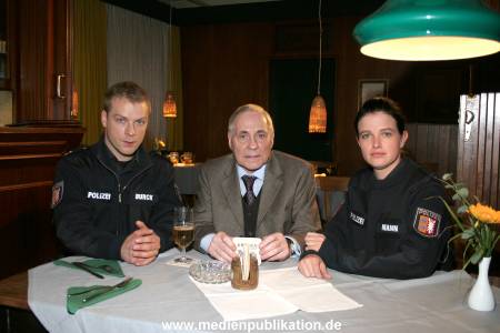 Zwei Tickets 11112005 056