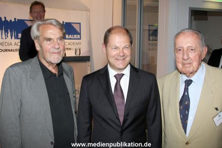 Mediasachool 04072011 048