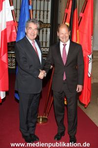Heinz Fischer 16042012 006