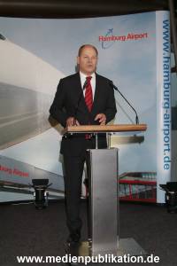 Helmut Schmidt Airport 10112016 055