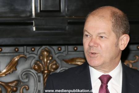 Koalitionsverhandlungen 23022015 001