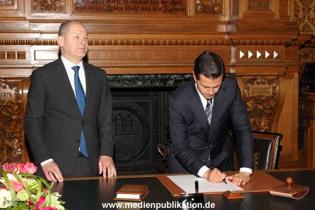 Rathaus 12042016 012