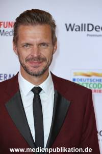 GoldeneBildDerFrau 20112024 589