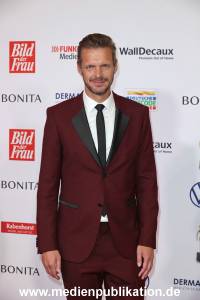 GoldeneBildDerFrau 20112024 593