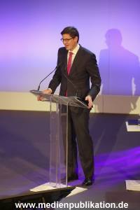 GoldeneSportpyramide 12092015 0389