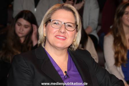 Lanz Sendung2 06022019 010