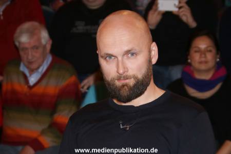 Lanz Sendung2 13042016 115