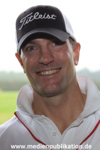 Red Golf 26092010 002
