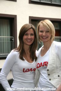 LoveHelps 04042006 002