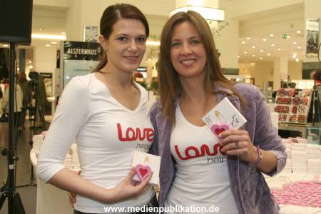 Love Helps 29042006 084