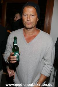 Schweiger Barefood 02112016 001