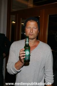 Schweiger Barefood 02112016 013