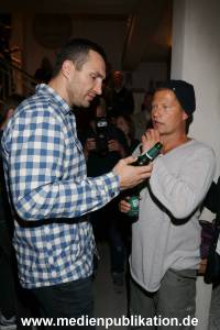 Schweiger Barefood 02112016 125