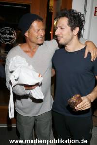 Schweiger Barefood 02112016 357