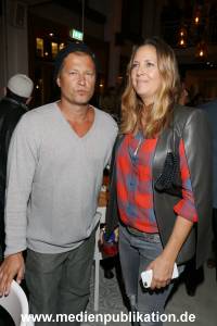 Schweiger Barefood 02112016 478