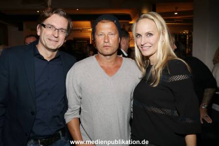 Schweiger Barefood 02112016 493