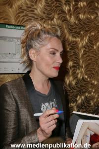 EmmanuelleSeigner FiFHH 29092013 611