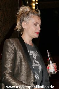 EmmanuelleSeigner FiFHH 29092013 625