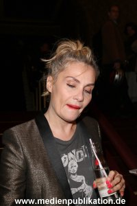 EmmanuelleSeigner FiFHH 29092013 631
