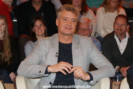 Lanz Sendung1 16112016 018