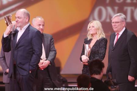 LEA Award 04042016 1020