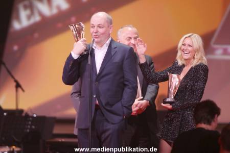 LEA Award 04042016 1025