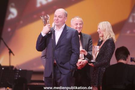 LEA Award 04042016 1032