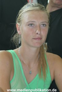 Sharapova Maria Quatar Open Berlin 2005 009