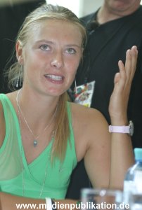 Sharapova Maria Quatar Open Berlin 2005 014