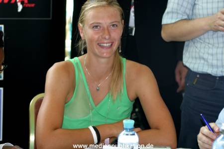 Sharapova Maria Quatar Open Berlin 2005 016