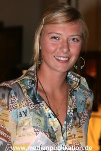Sharapova Maria Quatar Open Berlin 2005 019