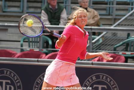 Sharapova Maria Quatar Open Berlin 2005 043