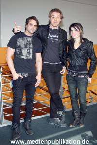Sick Puppies 04042011 020