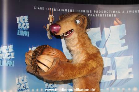 Ice Age Live 05092012 076