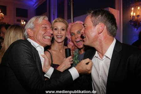 Movie Meets Media Party 02122013 037