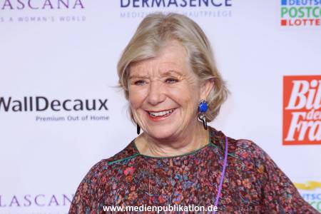 GoldeneBildDerFrau 09112022 256