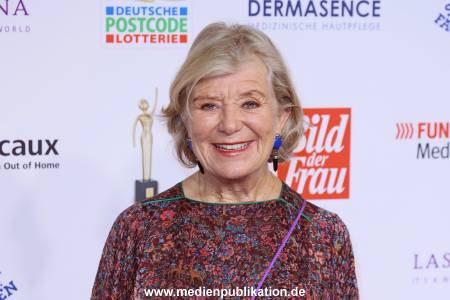 GoldeneBildDerFrau 09112022 269