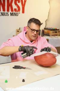 Banksy Charity 24102022 048