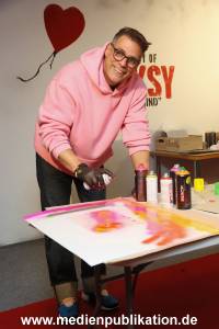 Banksy Charity 24102022 120
