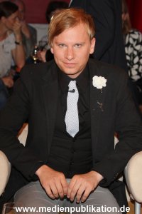 3nach9 10062011 030
