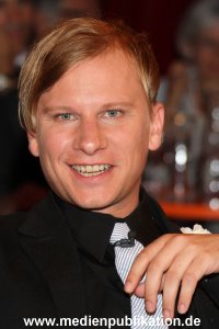 3nach9 10062011 080
