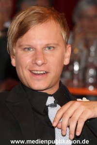 3nach9 10062011 081