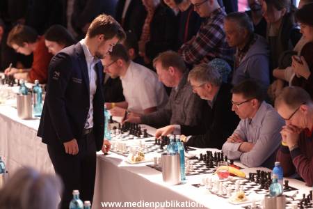 Carlsen Schach 20022016 150