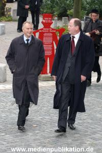 Loki Schmidt 01112010 058